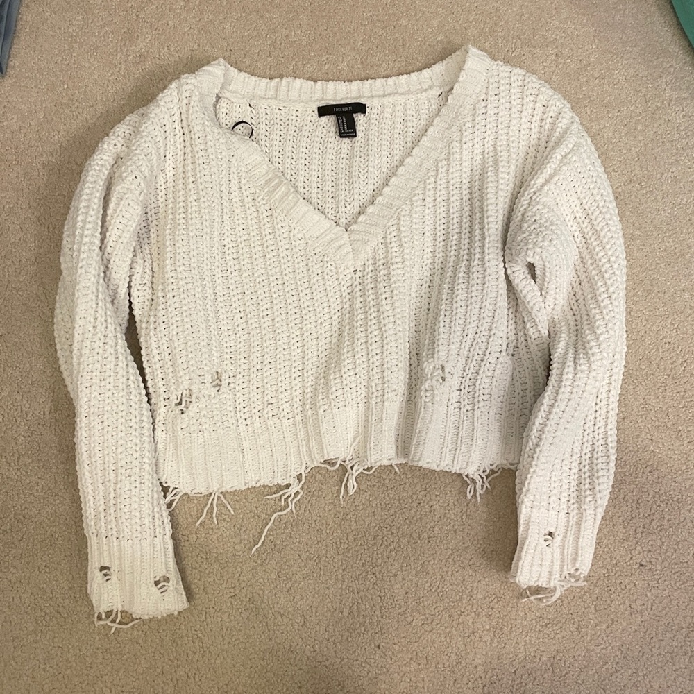 Forever 21 White Chunky Knot Sweater Cropped